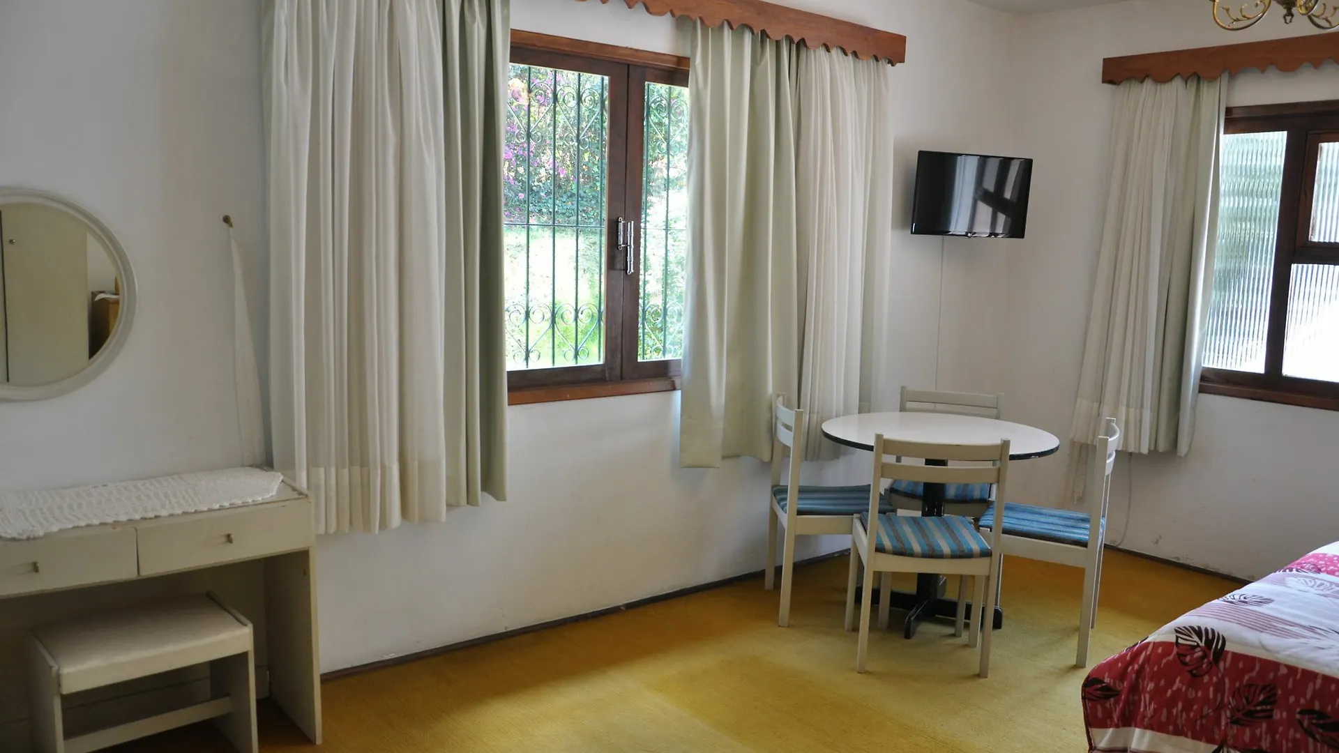 Hotel Vila Regina Campos do Jordão